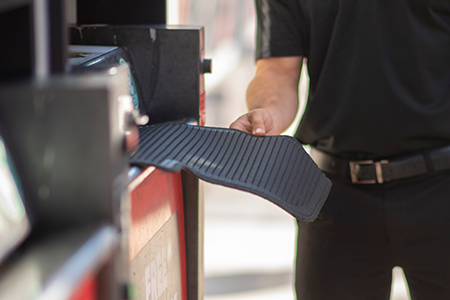 Tommy's Express mat washer