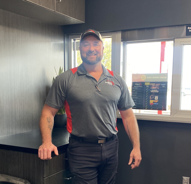 David Piskorick at Tommy's Express